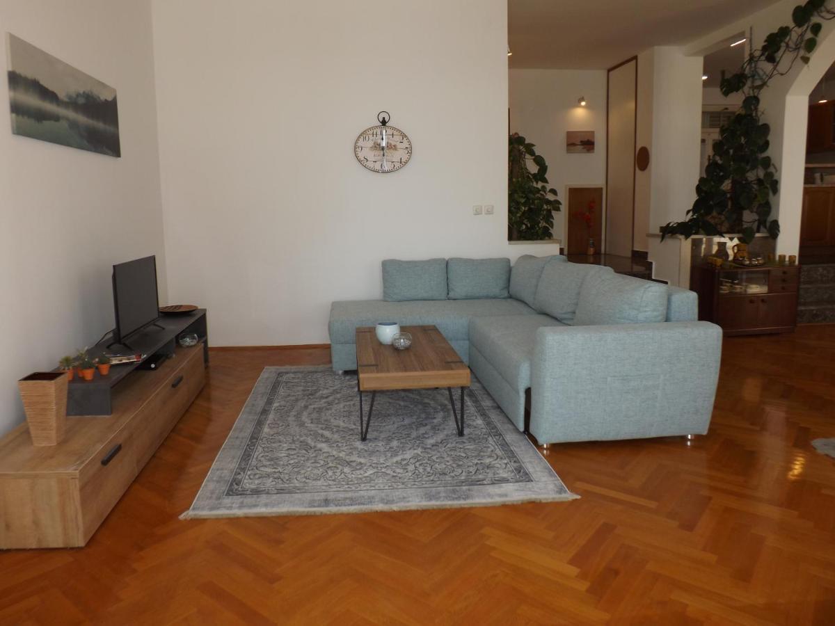 Apartment Panorama